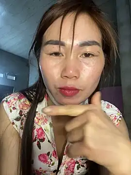 meganmeo Adlı Modelin Canlı XXX Sohbeti