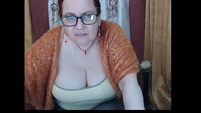 Chat XXX ao vivo de PlayfullMature