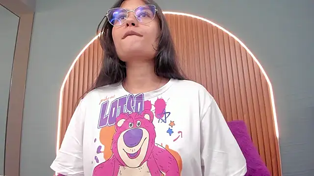 NayeCloud's Live XXX Chat