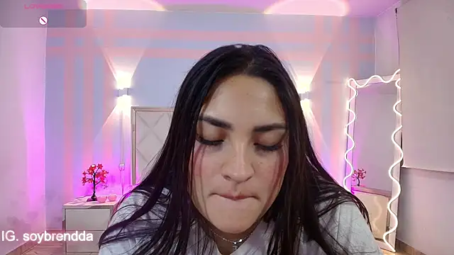 Brendda_tay Chat XXX live