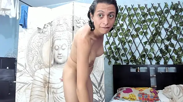 Chris_Santana live XXX chat