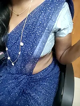 Tamilmallu-duskygirl03's Webcam Show