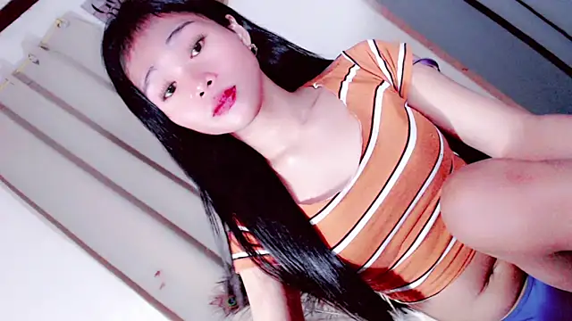 Amomentoflust99のウェブカメラショー