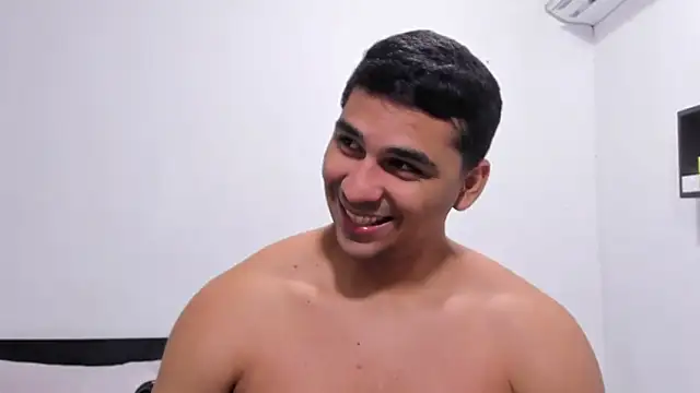 noah_belami 即時 XXX 聊天