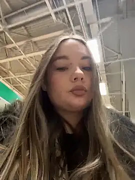 VineraSweetのライブXXXチャット