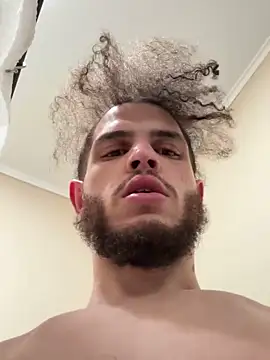 hotbofdad Chat XXX in diretta