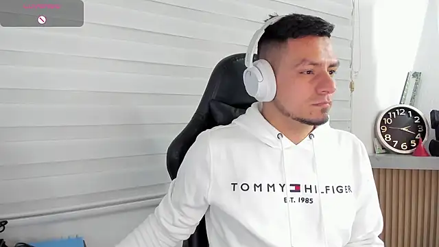 Rick_Adams Adlı Modelin Web Kamerası Şovu