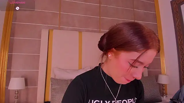 Chatroom XXX en direct de AbigailCarter