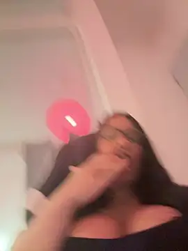 XXX chat uživo modela Chaniita