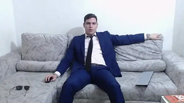 Онлайн чат XXX Victor_Maitland