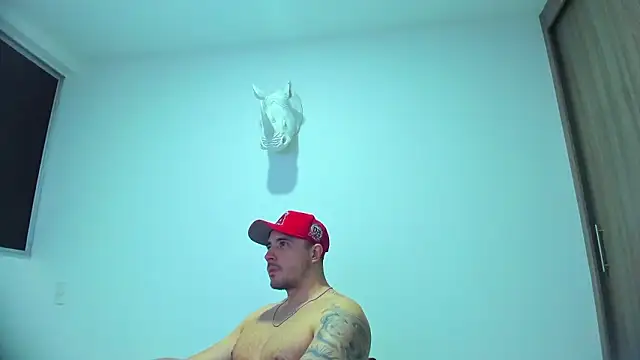 Онлайн чат XXX Dagoti