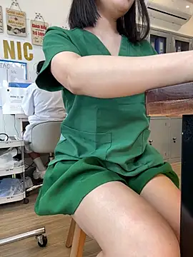 Clinic_Sexy: απευθείας συνομιλία ΧΧΧ