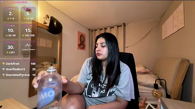 cloe_small Chat XXX live