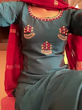 Modelbigbobs: онлайн-секс-чат