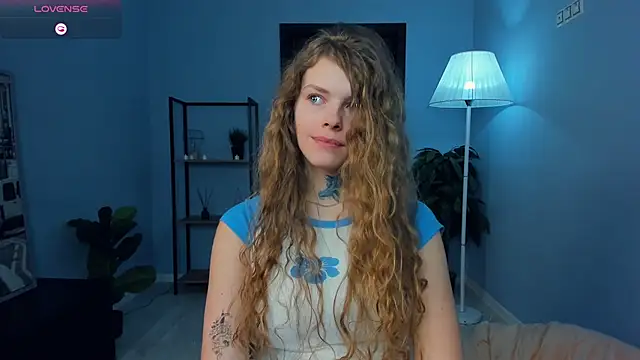 RayaNenlia – Naživo XXX chat