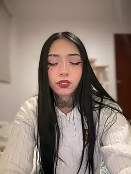 JIORYOvO Webcam Show