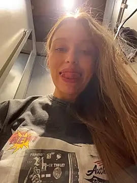 Czat XXX na żywo – LeiaMood