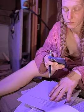 Czat XXX na żywo – GoldenFlameGoddess