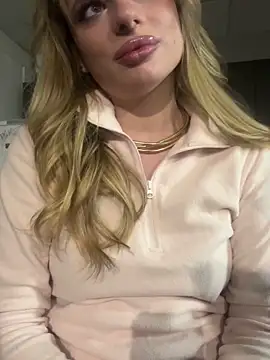 LanaSparks' Live XXX Chat