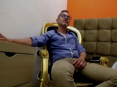 Oswalldo__ Live XXX-Chat