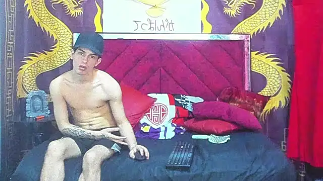 XXX chat uživo modela Pride_couple