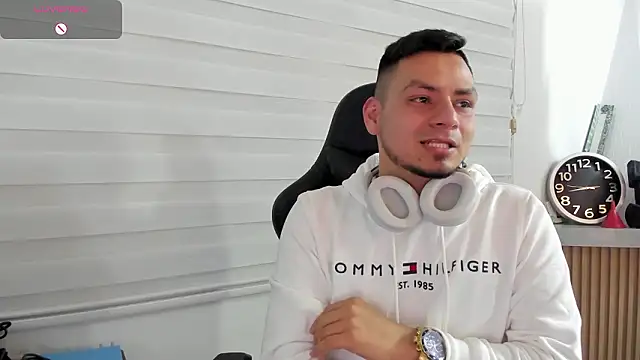 Rick_Adams Adlı Modelin Web Kamerası Şovu