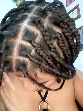 tina_tinitaa élő XXX-chatje