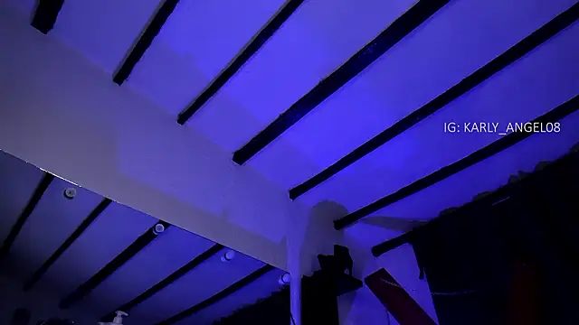 karly_angeel 现场XXX聊天