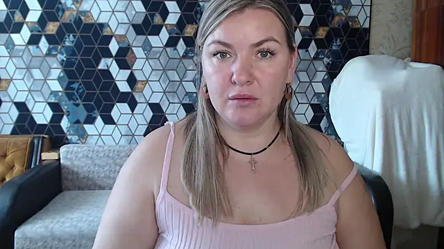 NikaSkylink's Live XXX Chat