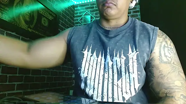 jordan_bigcock_: онлайн-секс-чат