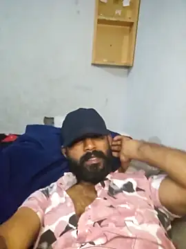 Pokazy przed kamerką – Bigkannan