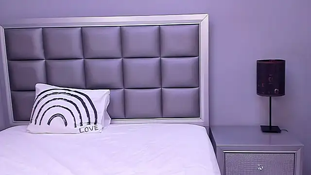 Онлайн чат XXX HellennSweet