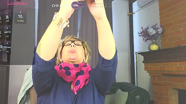 Онлайн чат XXX Marta_Wils