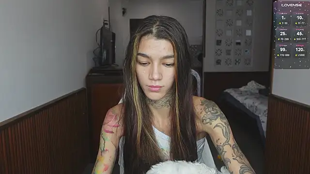 vinkitinkii 即時 XXX 聊天