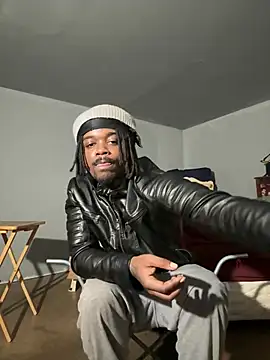 MIGHTYDEMONXXX – Naživo XXX chat