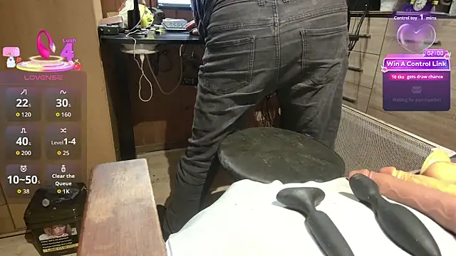 misteryman1956 লাইভ XXX চ্যাট