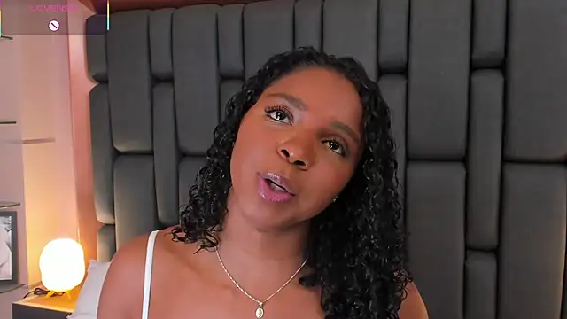 LisaMendez's Live XXX Chat