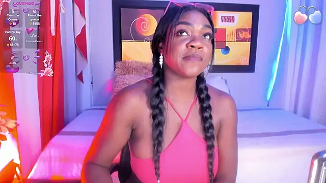 Emabland2n Live XXX chat