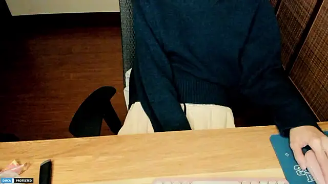 ___Sll___ 即時 XXX 聊天