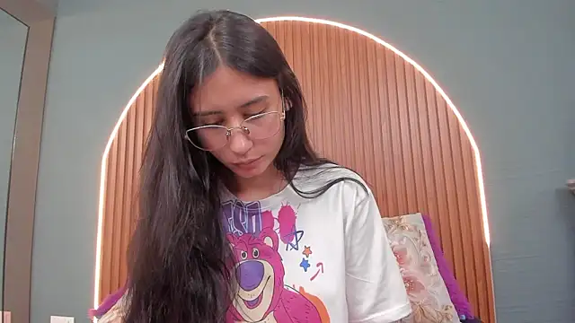 Chatroom XXX en direct de NayeCloud