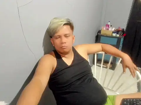 Clark_Asian 网络视讯表演