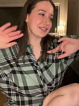 nerdynina live XXX chat