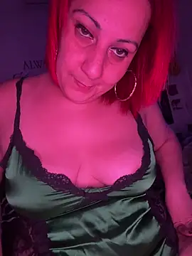 DeeLight124 webkamerás műsora