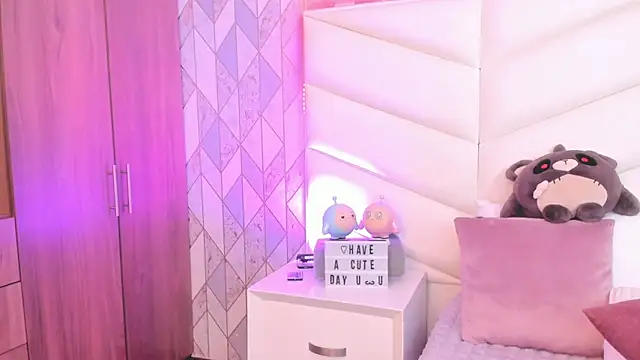 Violettbloss live XXX chat