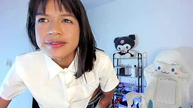 meganthompsonn22のライブXXXチャット