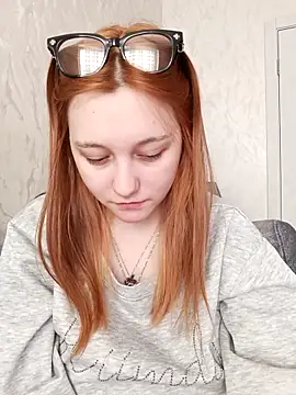 Bonechka Adlı Modelin Canlı XXX Sohbeti