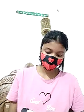 Jaya-Ray: διαδικτυακό σόου στην κάμερα