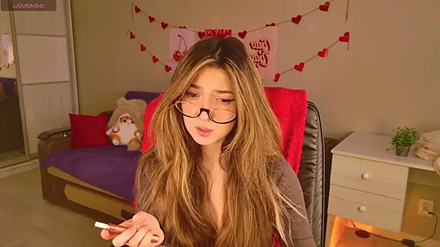 BellaSink's Live XXX Chat