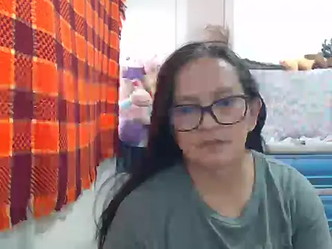 Kinkybela2025 Adlı Modelin Canlı XXX Sohbeti