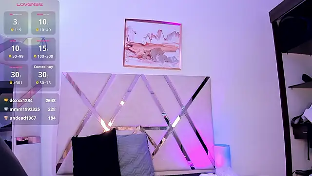 Lucia_velez's Webcam Show